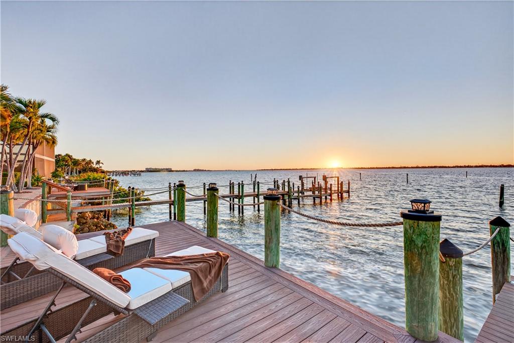 RIVERSIDE YACHT CLUB - Residential