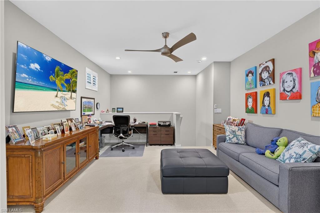 ABACO POINTE - Residential