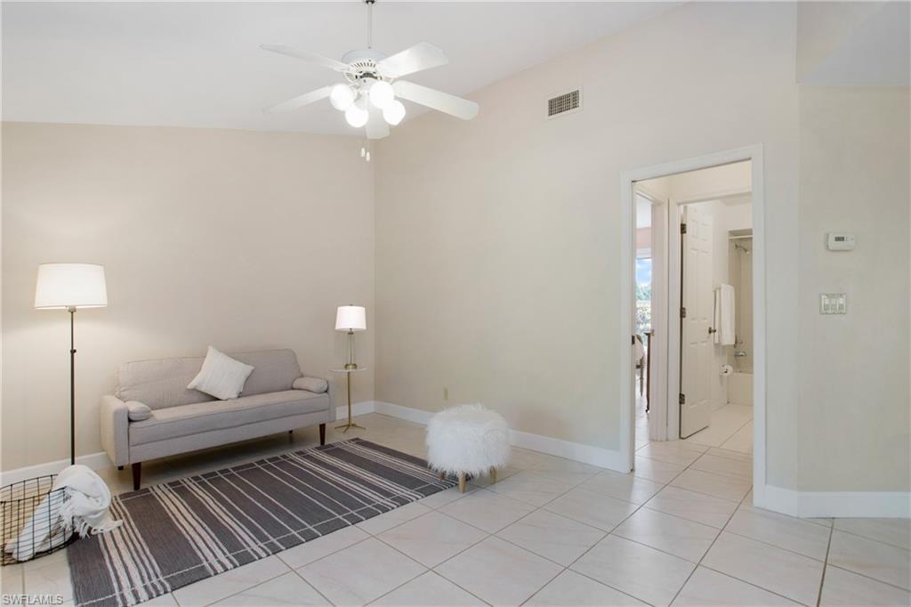 VILLAS FOUR - Residential