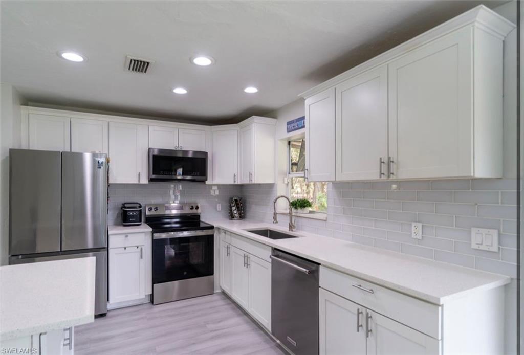 GOLDEN GATE ESTATES - Residential