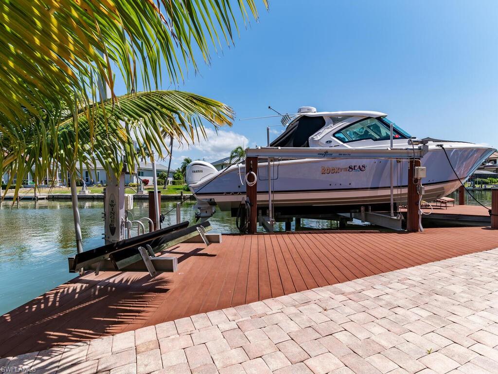 MARCO ISLAND - Residential