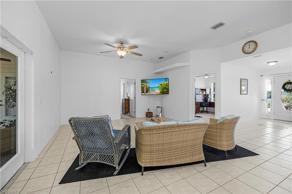CAPTAINS COVE - Residential