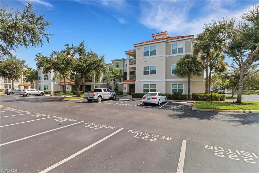 THE TIDES AT PELICAN LANDING - Residential Lease