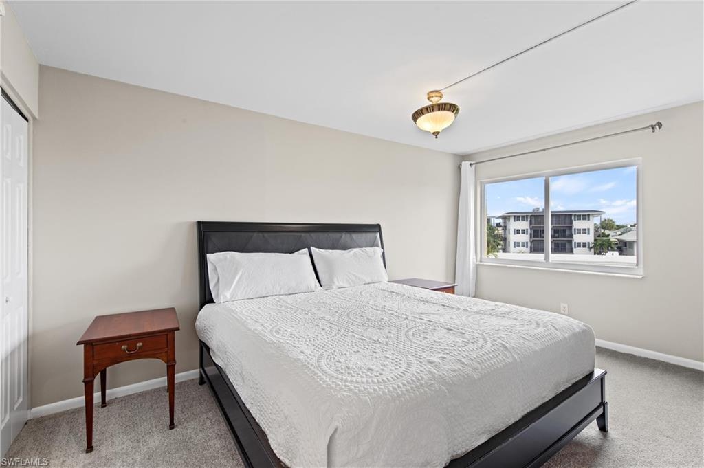 HARBORSIDE WEST - Residential