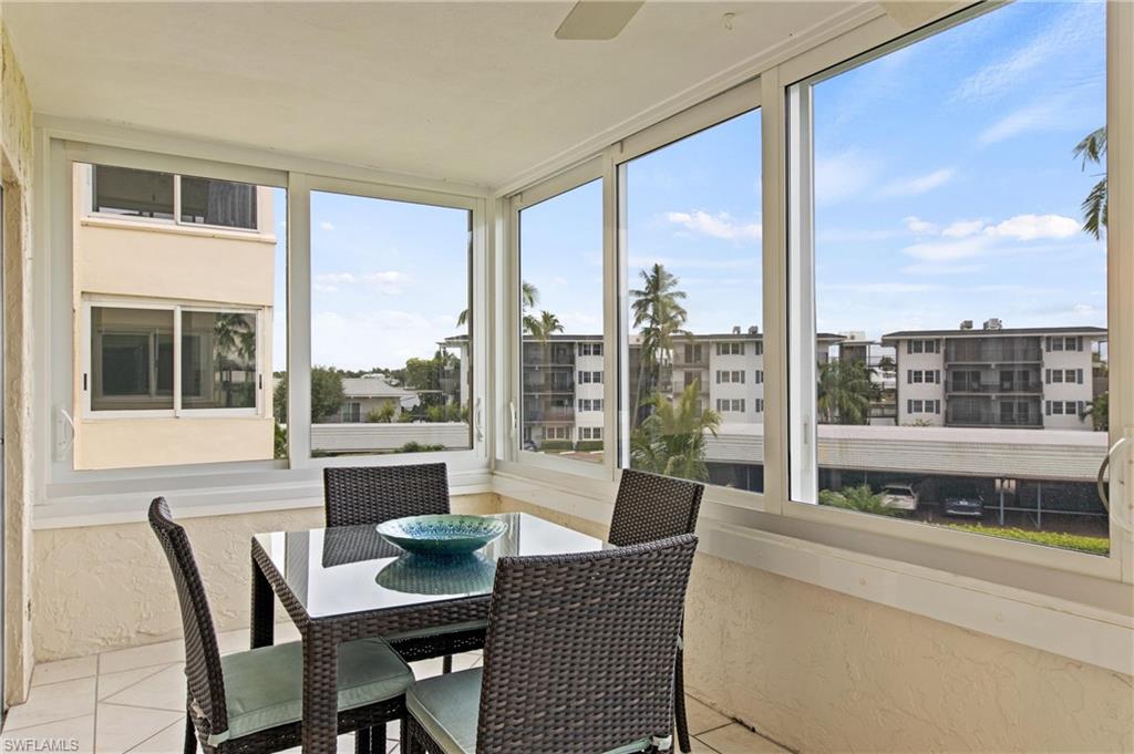 HARBORSIDE WEST - Residential