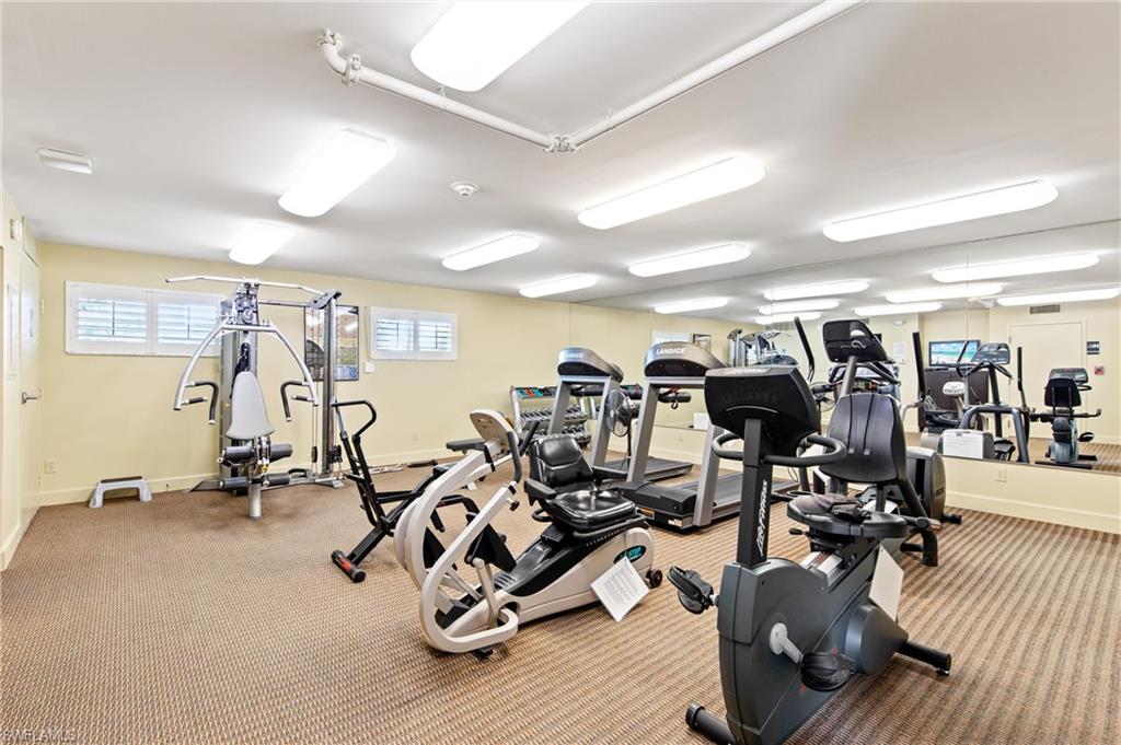 HARBORSIDE WEST - Residential