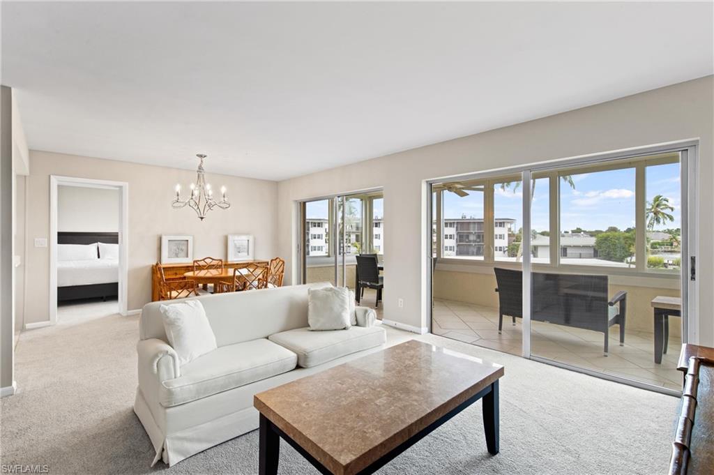 HARBORSIDE WEST - Residential