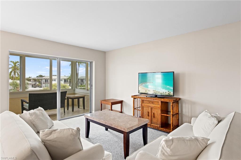 HARBORSIDE WEST - Residential