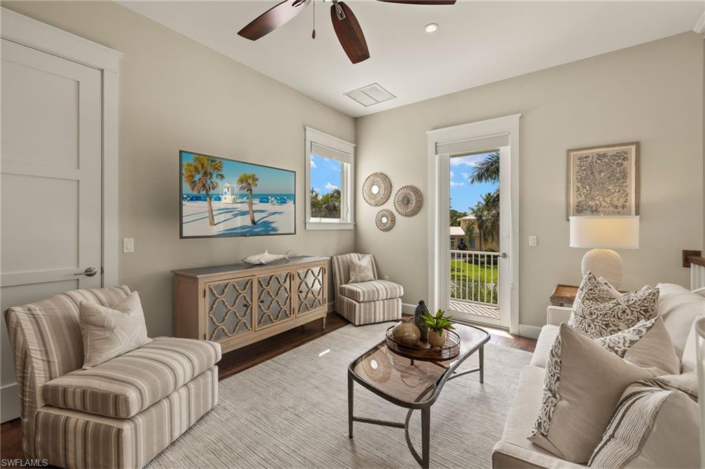 OLDE NAPLES - Residential