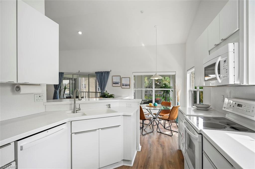 LAKEMONT COVE - Residential