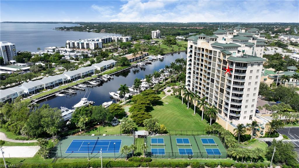NORTH STAR YACHT CLUB - Residential