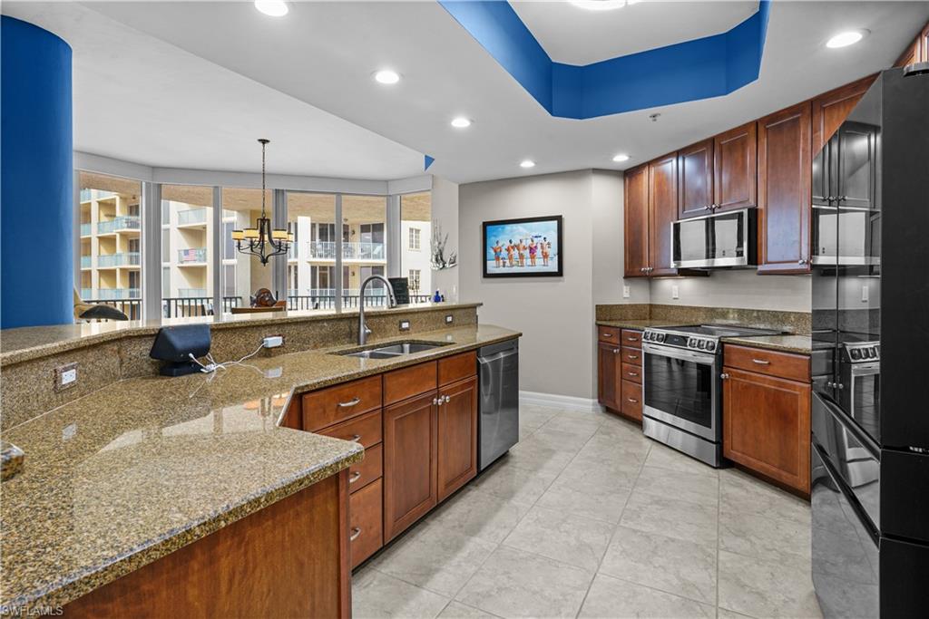 NORTH STAR YACHT CLUB - Residential