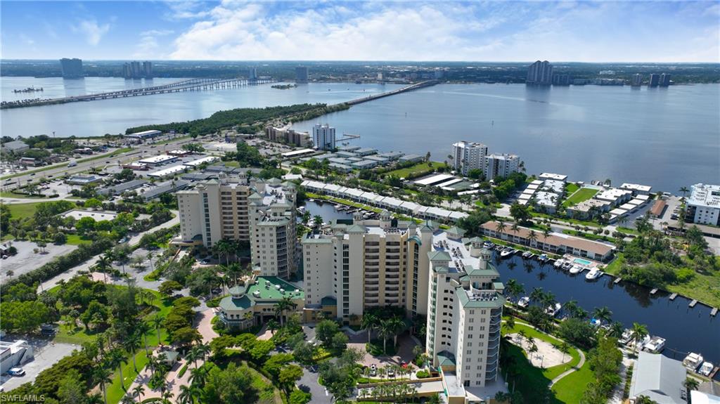NORTH STAR YACHT CLUB - Residential