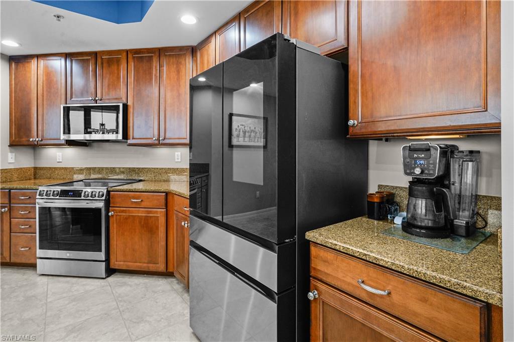 NORTH STAR YACHT CLUB - Residential