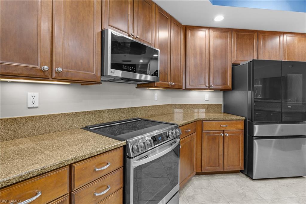 NORTH STAR YACHT CLUB - Residential