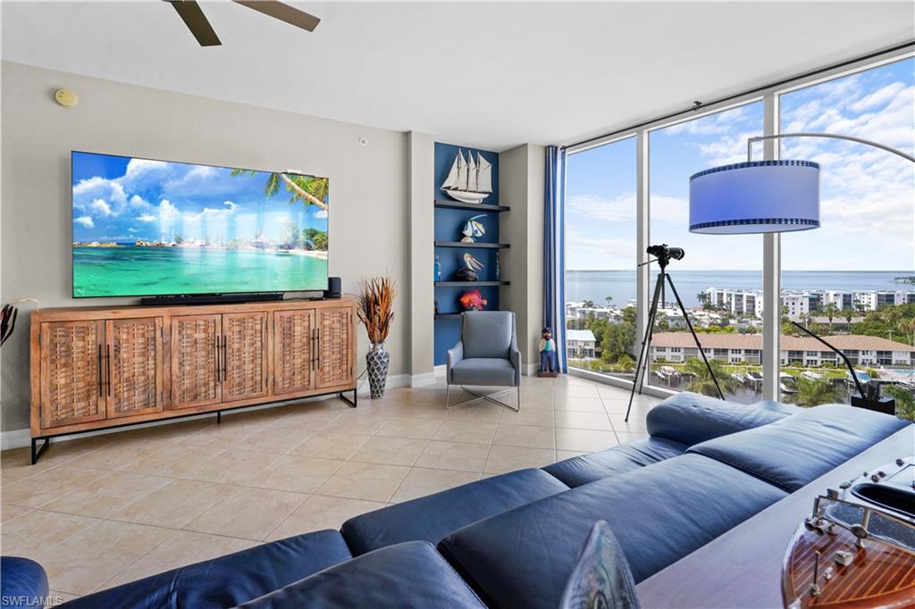 NORTH STAR YACHT CLUB - Residential