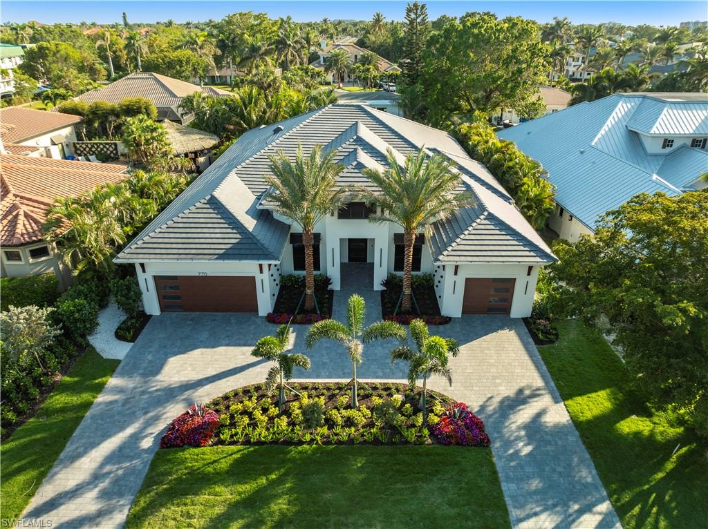 MOORINGS - Residential