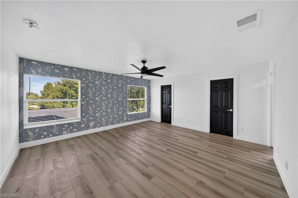 MAGNOLIA LAKES - Residential