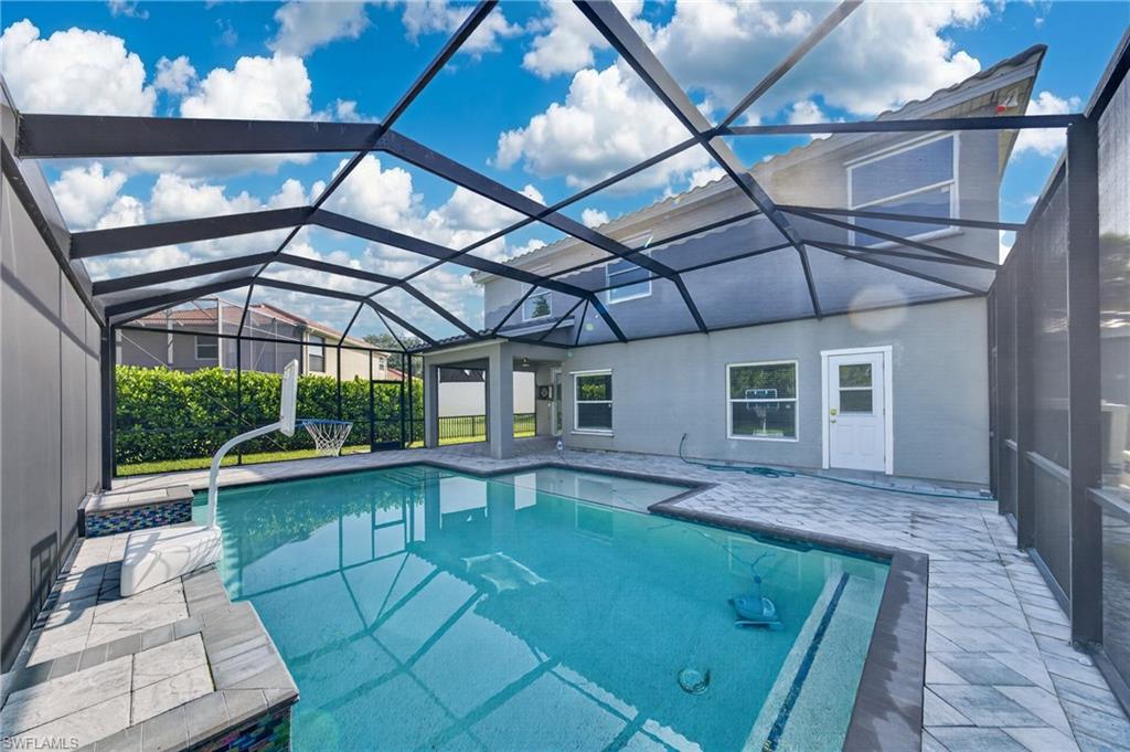 MAGNOLIA LAKES - Residential