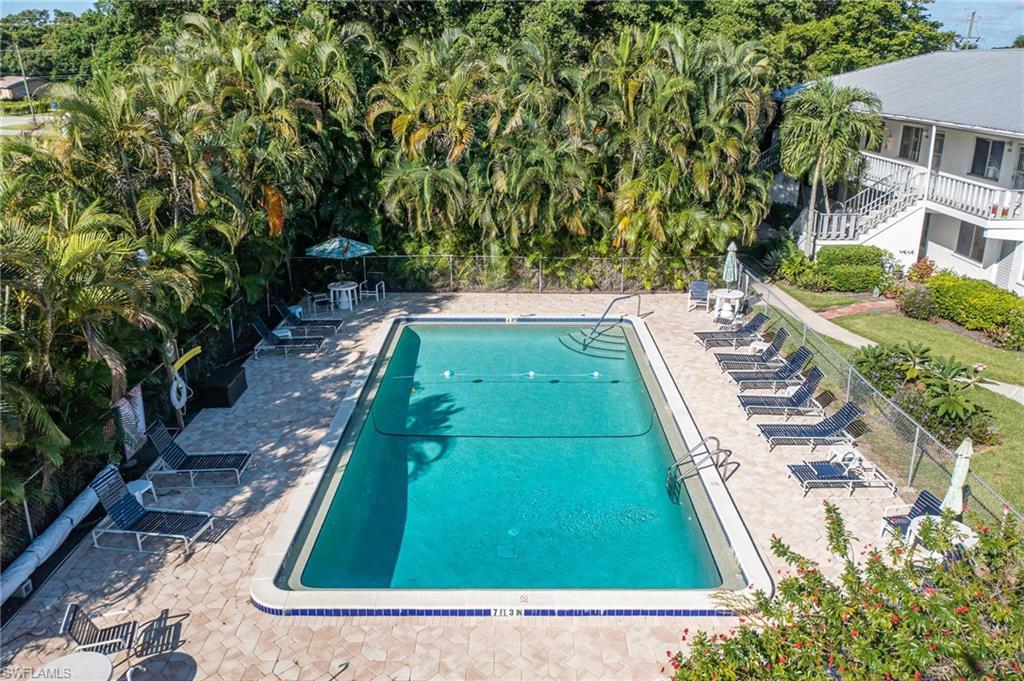 SEMINOLE GARDEN APARTMENTS - Residential