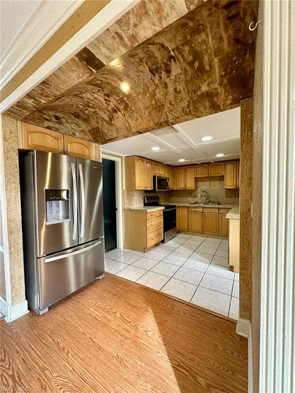 RIVERWALK COVE - Residential Lease