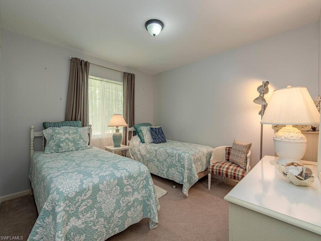 ST REGIS CLUB - Residential