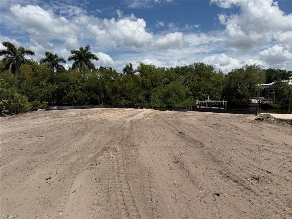 SPRING CREEK ESTATES - Land
