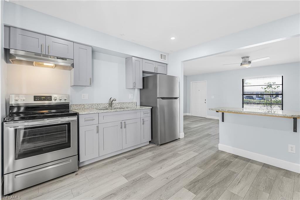 CAPE CORAL - Residential Income