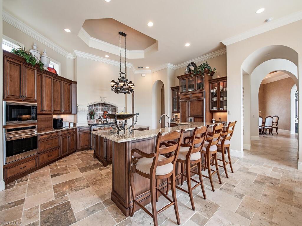 MESSINA COURT - Residential
