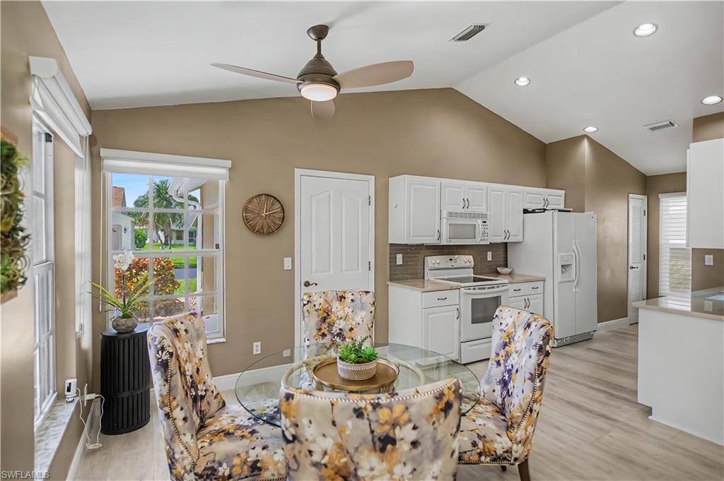 SABAL SPRINGS GOLF AND RACQUET CLUB - Residential