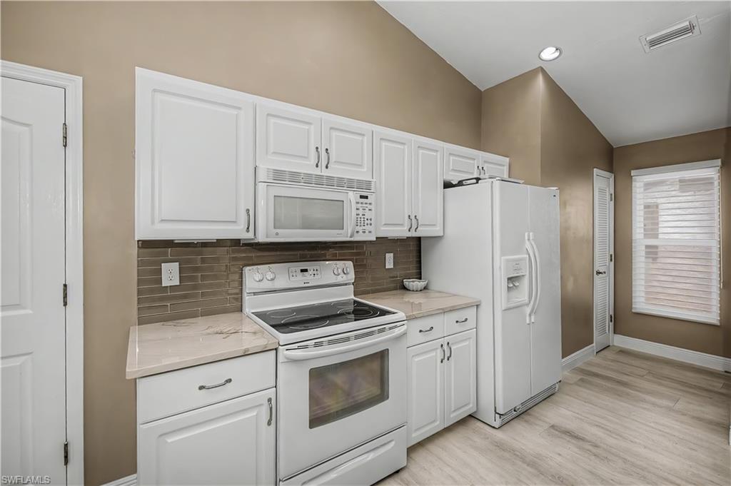SABAL SPRINGS GOLF AND RACQUET CLUB - Residential
