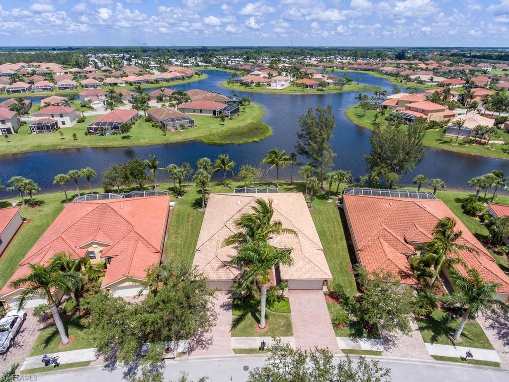 REFLECTION LAKES - Residential