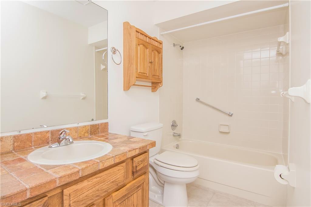 BOCA CIEGA VILLAGE - Residential