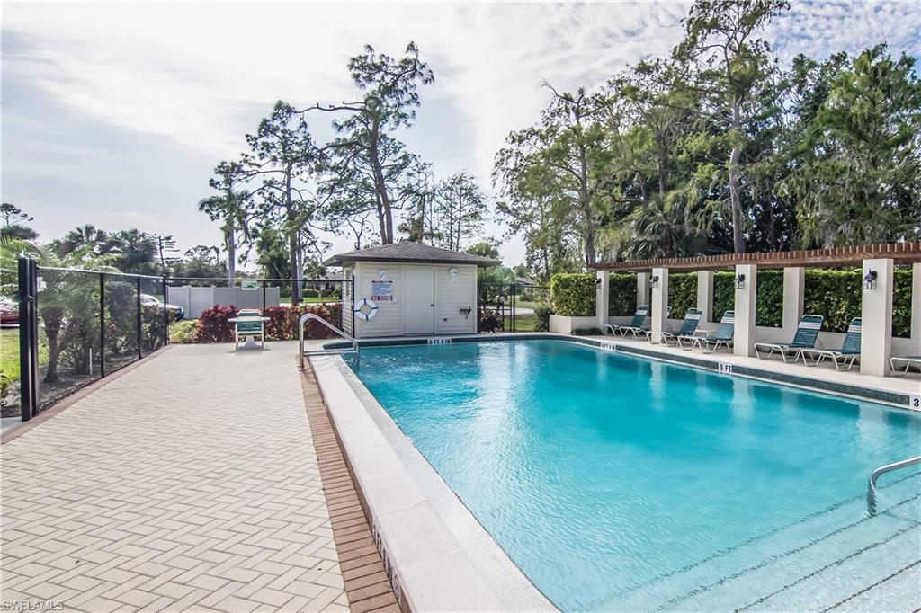 BOCA CIEGA VILLAGE - Residential