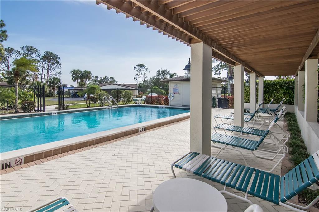 BOCA CIEGA VILLAGE - Residential