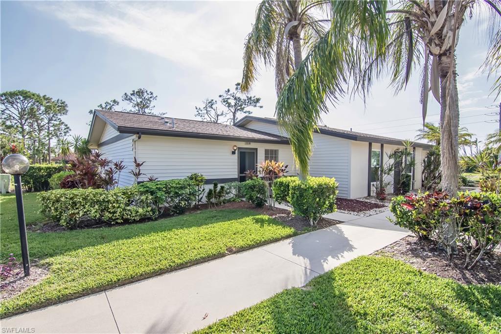 BOCA CIEGA VILLAGE - Residential