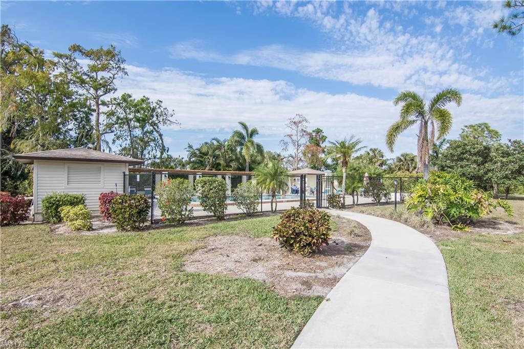 BOCA CIEGA VILLAGE - Residential