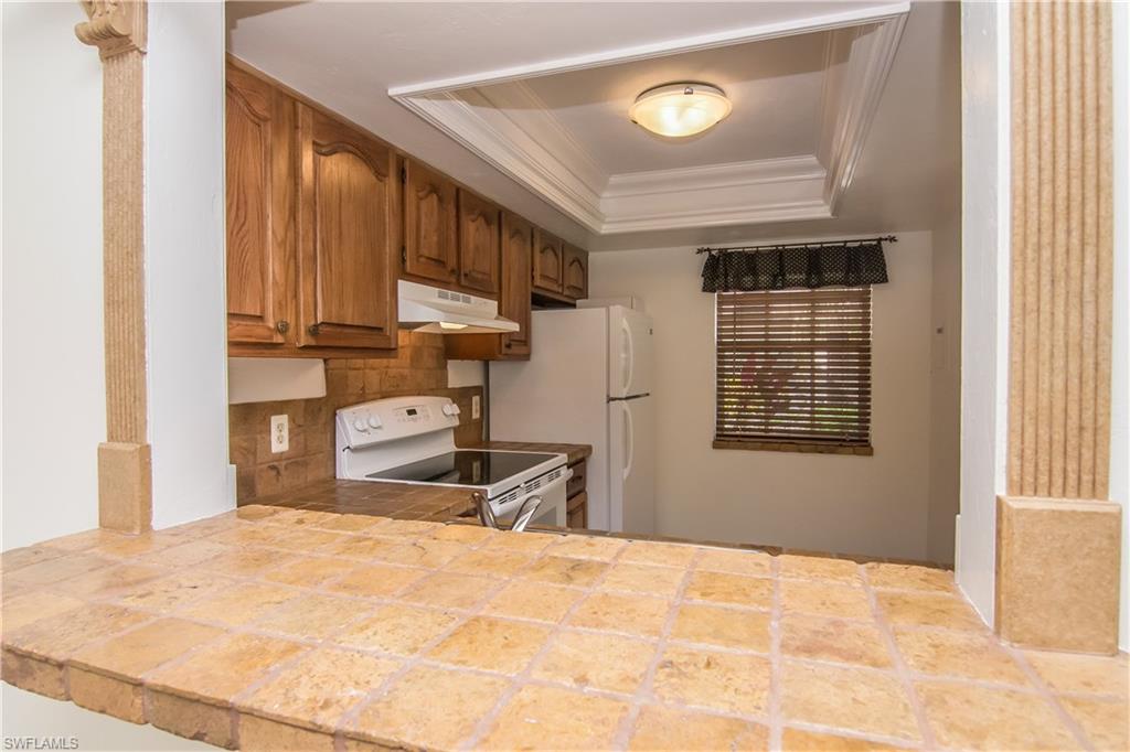 BOCA CIEGA VILLAGE - Residential