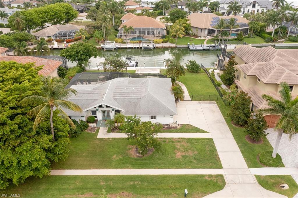 ESTATES - Residential