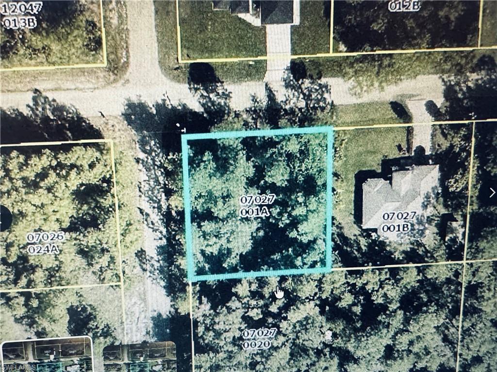 LEHIGH ACRES - Land