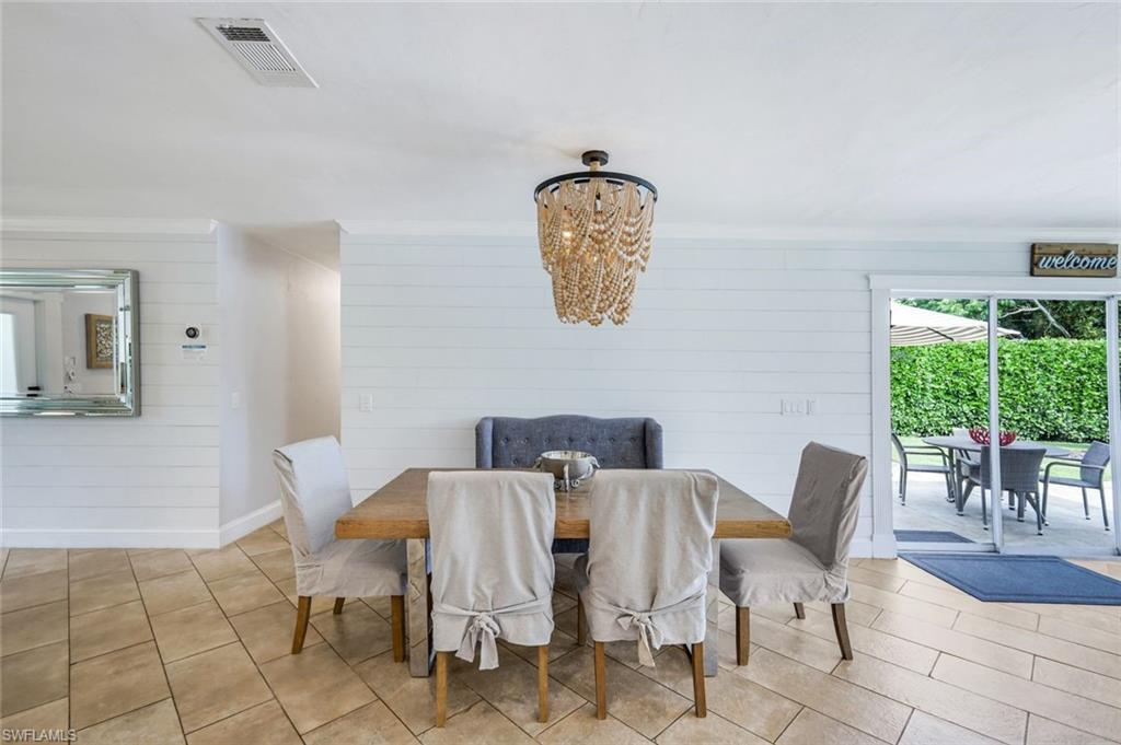 NAPLES PARK - Residential