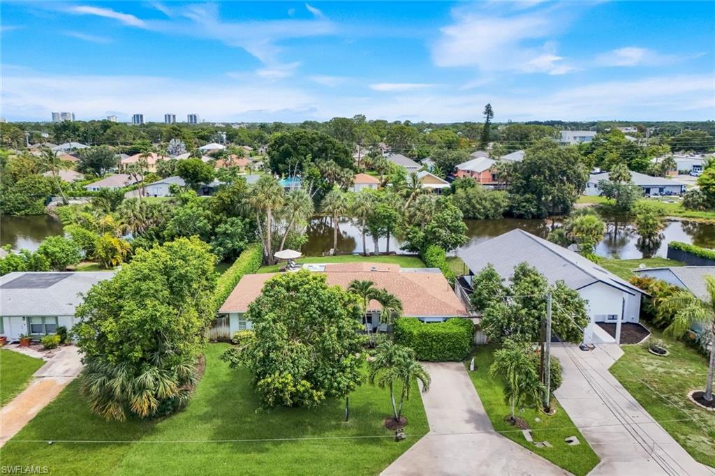 NAPLES PARK - Residential
