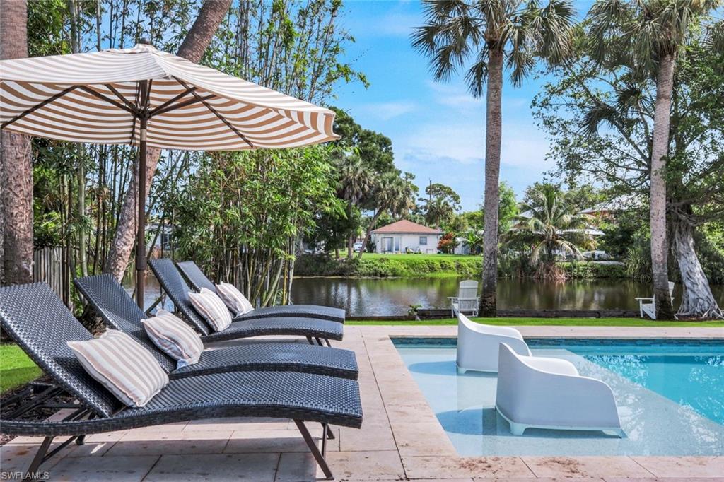 NAPLES PARK - Residential