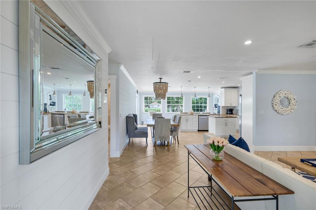 NAPLES PARK - Residential