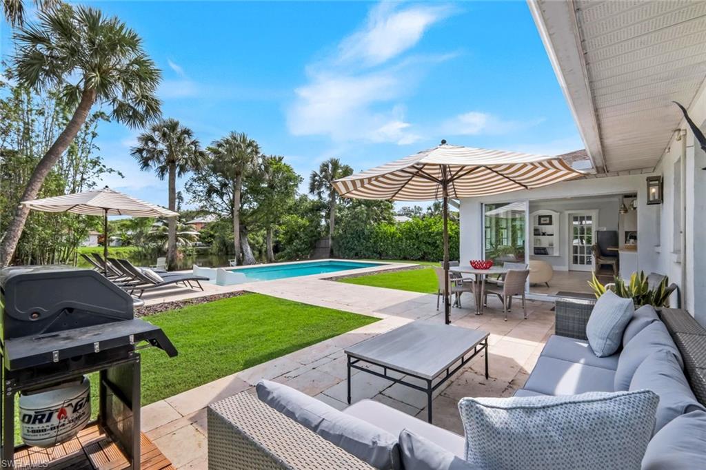 NAPLES PARK - Residential