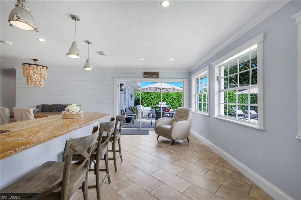 NAPLES PARK - Residential
