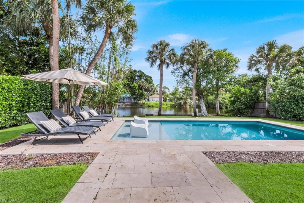 NAPLES PARK - Residential