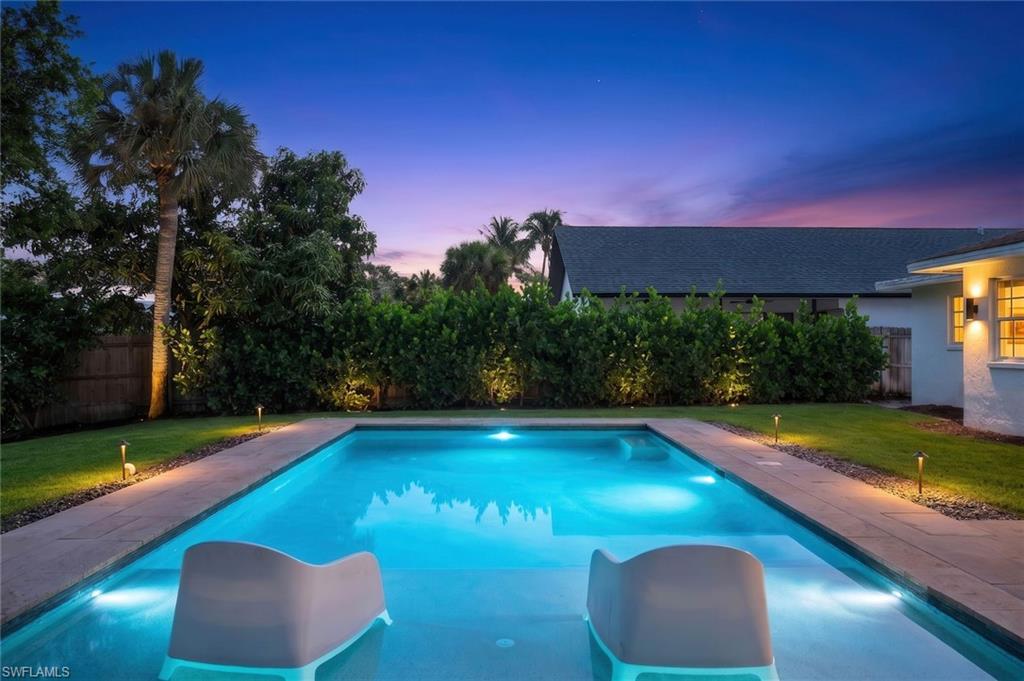 NAPLES PARK - Residential