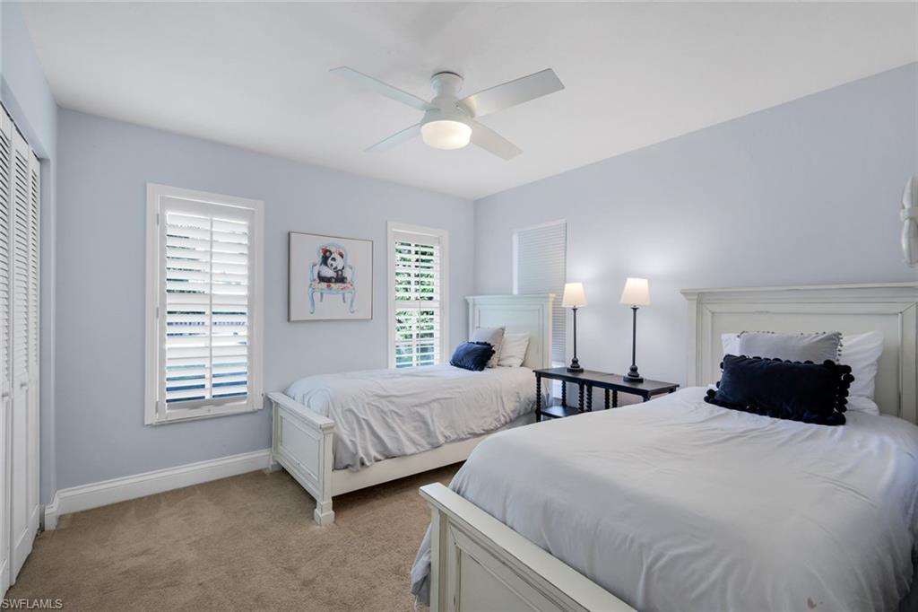 NAPLES PARK - Residential