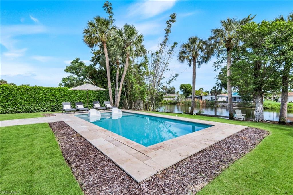 NAPLES PARK - Residential